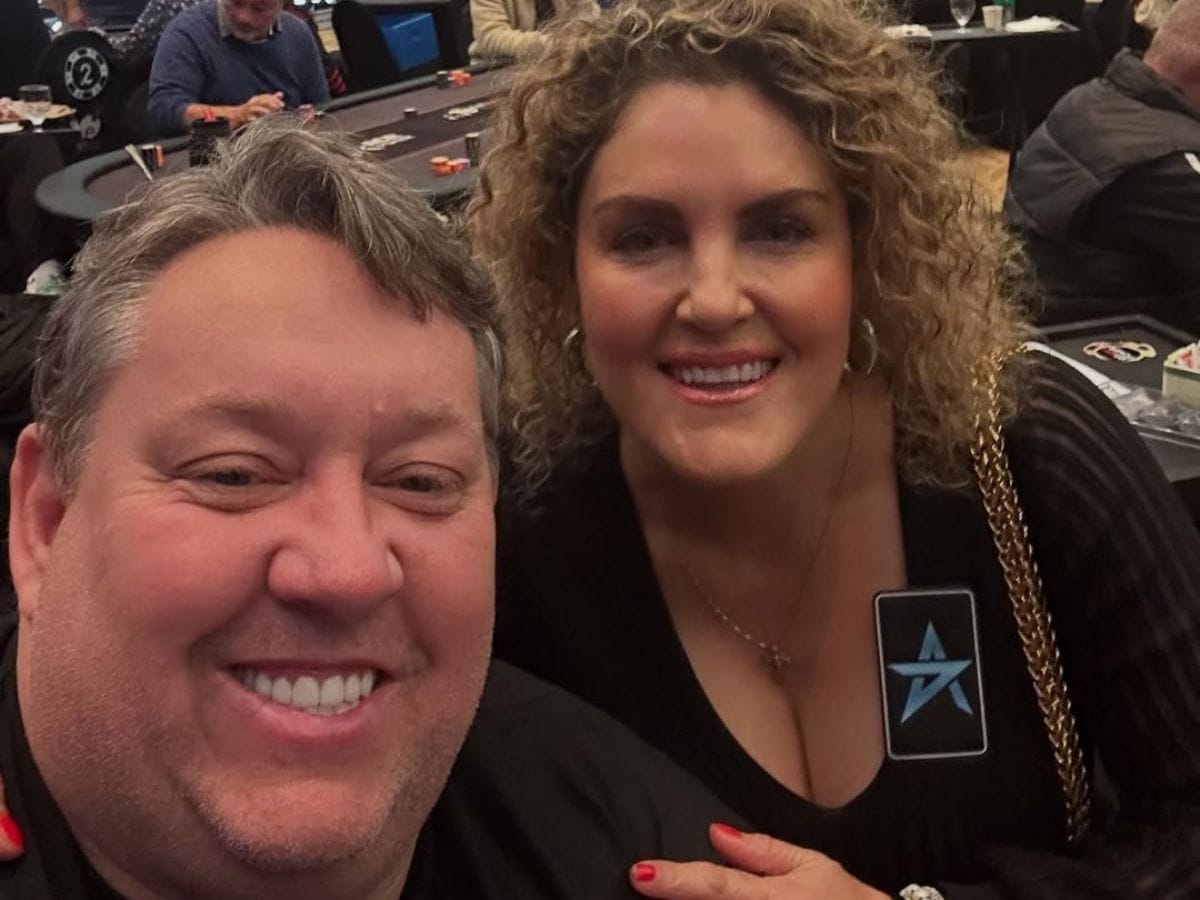 Rene and Casey (Image via Instagram/@cbargainhunters)