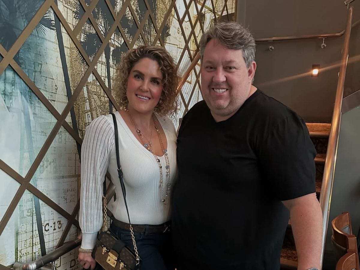 Rene and Casey (Image via Instagram/@cbargainhunters)