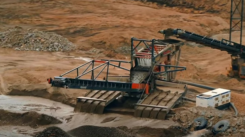 Gold Rush's Parker Schnabel Explains Why The Wash Plant Doesn't Have A  Remote Kill Switch