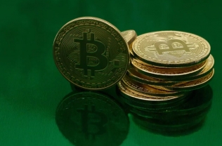 Giá Bitcoin hôm nay 2/4: Bitcoin phục hồi, thị trường bớt biến động