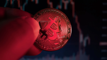 Giá Bitcoin hôm nay 24/12: Tiếp tục đi ngang, altcoin giảm