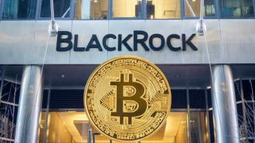 Trong lúc thị trường đỏ rực, đơn đăng ký Bitcoin ETF của BlackRock giúp cho thị trường hồi phục